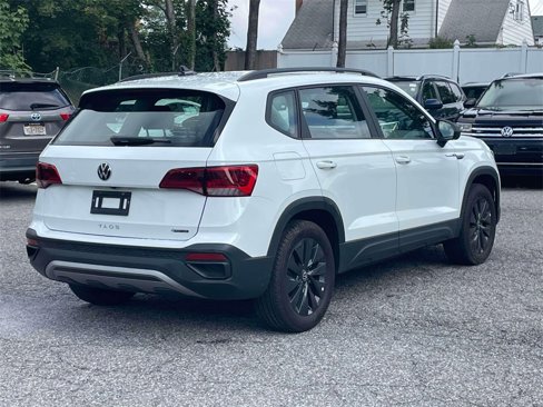 Used 2022 Volkswagen Taos S w/ IQ Drive S Package image 6