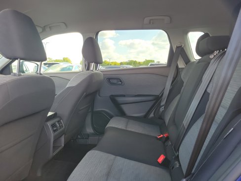 Certified 2021 Nissan Rogue S image 11