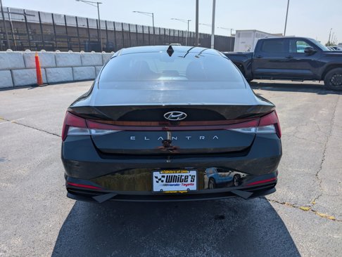 Used 2021 Hyundai Elantra SEL w/ Convenience Package image 5
