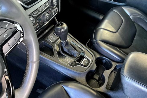 Used 2020 Jeep Cherokee Latitude Plus image 15