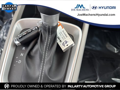 Certified 2024 Hyundai Venue SEL image 34