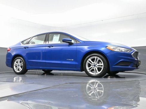 Used 2018 Ford Fusion S image 46