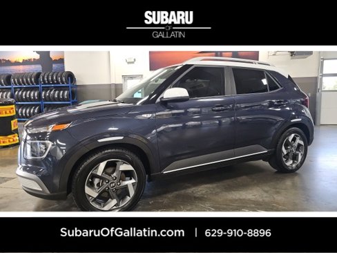 Used 2021 Hyundai Venue image 1