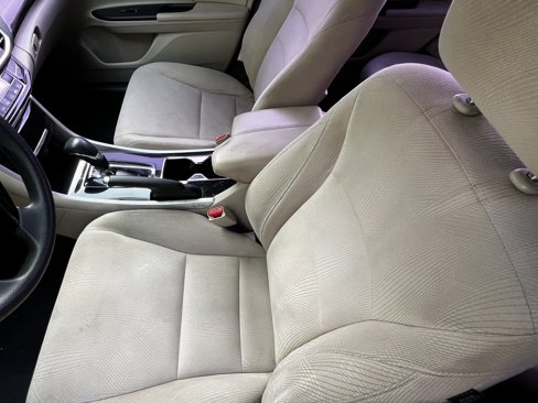 Used 2016 Honda Accord EX image 16
