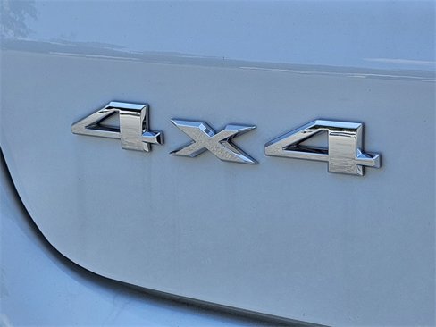 New 2025 Jeep Compass Latitude image 11