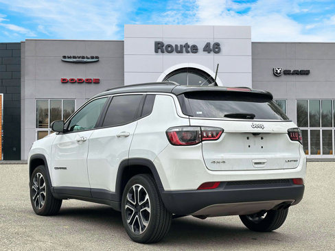 Used 2022 Jeep Compass Limited image 4