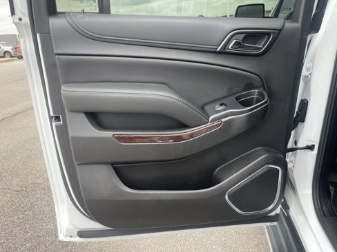 Used 2018 GMC Yukon XL SLT w/ Premium Edition image 17