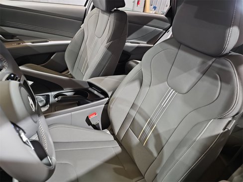 New 2025 Hyundai Elantra Sport image 14