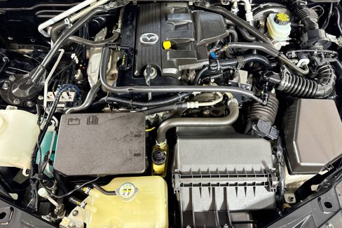Used 2015 MAZDA MX-5 Miata Club image 23