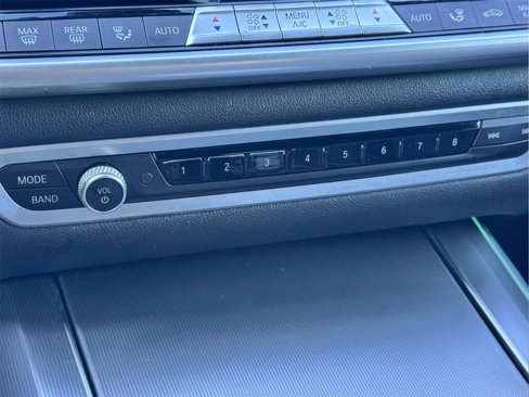 Used 2022 BMW X5 xDrive40i w/ M Sport Package image 50