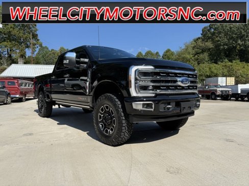 Used 2024 Ford F250 Platinum image 1