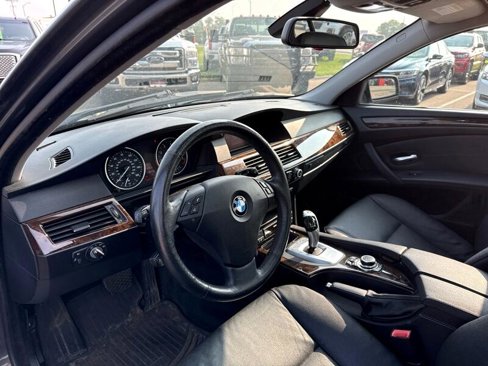 Used 2010 BMW 535i xDrive Sedan image 14