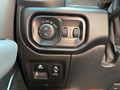 Certified 2019 RAM 1500 Big Horn image 26