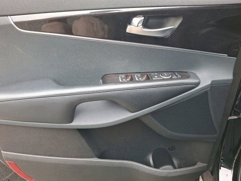 Used 2018 Kia Sorento EX image 14