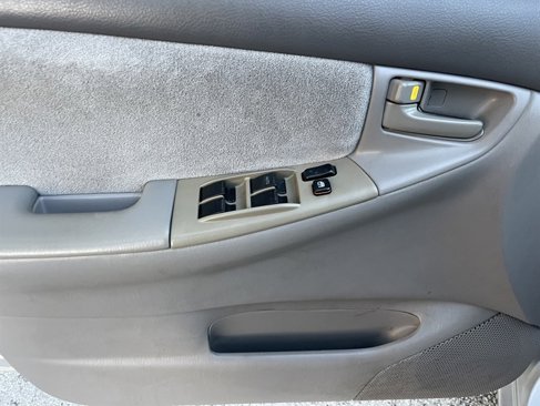 Used 2008 Toyota Corolla CE image 9