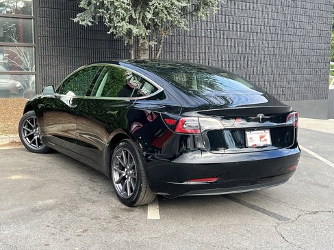 Used 2018 Tesla Model 3 Mid Range image 18