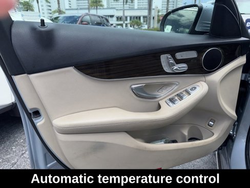 Used 2016 Mercedes-Benz C 300 Sedan image 6