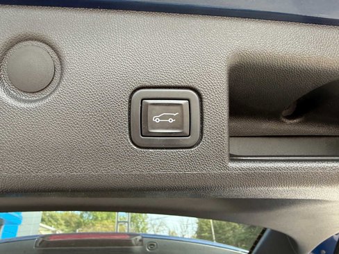 Used 2022 Chevrolet Equinox LT image 31
