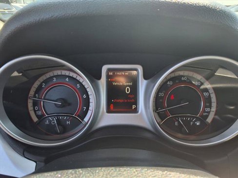 Used 2019 Dodge Journey SE image 12
