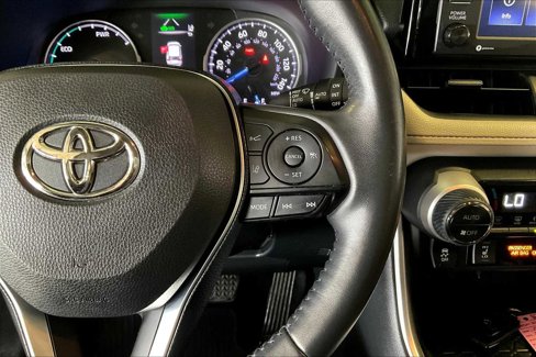 Used 2021 Toyota RAV4 XLE image 23