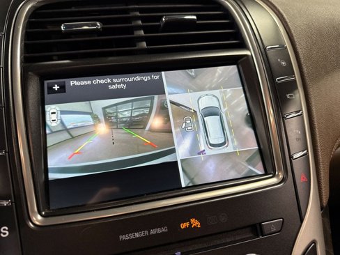 Used 2017 Lincoln MKX Reserve w/ Driver Assistance Package image 52