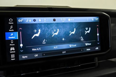 Used 2024 Jeep Wrangler Unlimited Sport image 65