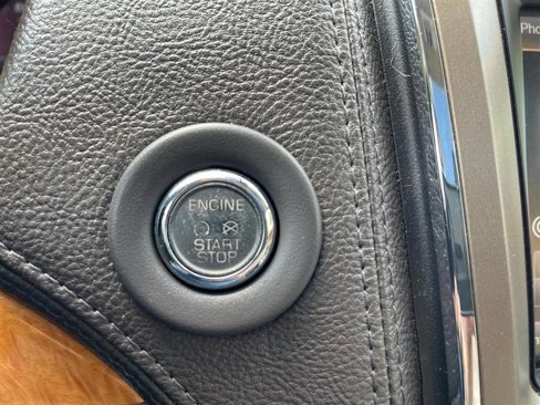 Used 2014 Lincoln MKX AWD w/ Equipment Group 101A image 94