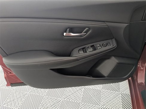 Used 2021 Nissan Sentra SV image 10