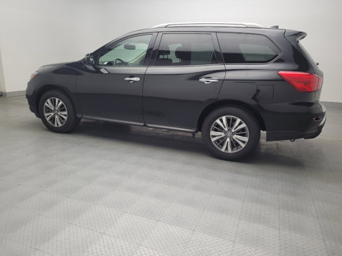 Used 2019 Nissan Pathfinder SV image 3