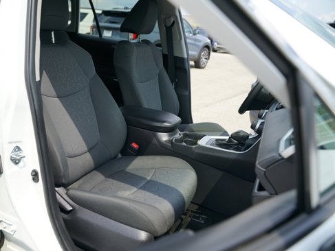 Used 2021 Toyota RAV4 XLE image 25