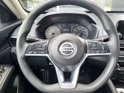 Used 2022 Nissan Altima 2.5 S image 6
