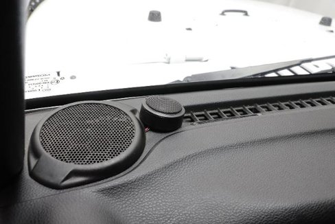 Used 2017 Jeep Wrangler Sport w/ Connectivity Group image 19