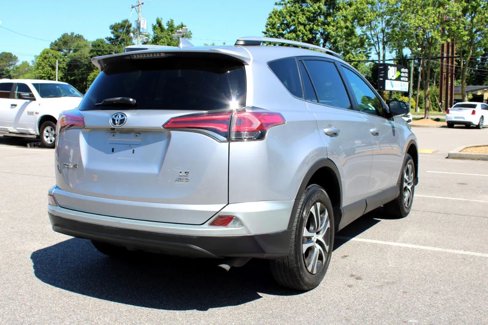 Used 2016 Toyota RAV4 LE image 7