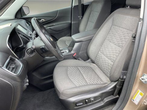 Used 2018 Chevrolet Equinox LT image 16