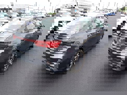 Used 2022 Kia Forte LXS w/ LXS Technology Package image 7