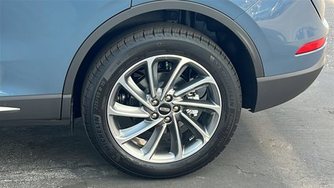 New 2025 Lincoln Corsair FWD w/ Equipment Group 101A image 5