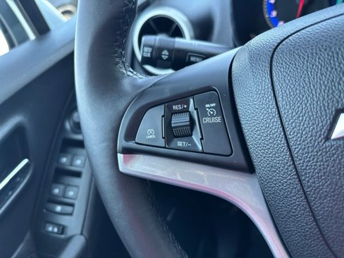 Used 2016 Chevrolet Trax LT w/ LT Sun and Sound Package image 25