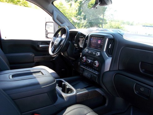 Certified 2020 GMC Sierra 3500 Denali w/ Denali Ultimate Package image 27
