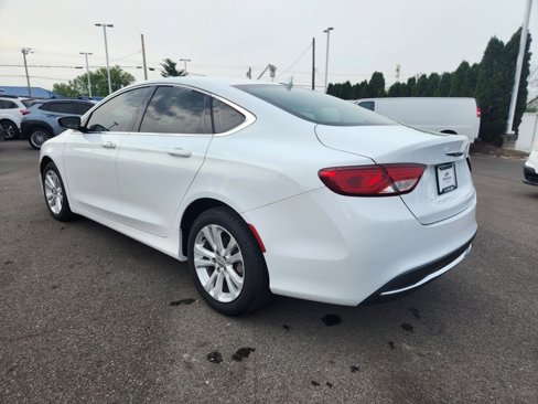 Used 2017 Chrysler 200 Limited Platinum image 13