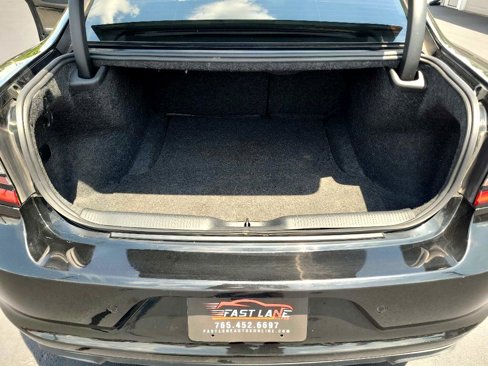 Used 2019 Dodge Charger SXT image 15