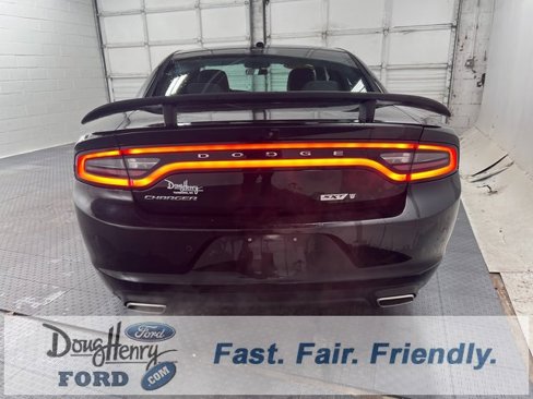 Used 2020 Dodge Charger SXT image 6