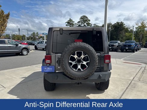 Used 2017 Jeep Wrangler Unlimited Sahara w/ Dual Top Group image 7