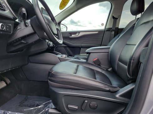 Used 2022 Ford Escape SEL image 16