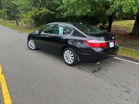 Used 2015 Honda Accord EX-L image 9