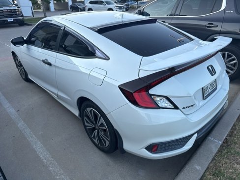 Used 2018 Honda Civic EX-L image 4