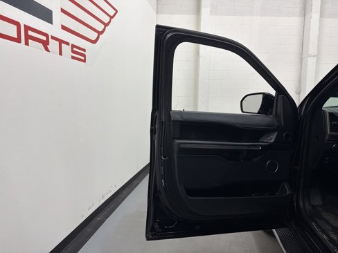 Used 2019 Ford Expedition Max XLT w/ Equipment Group 202A image 38