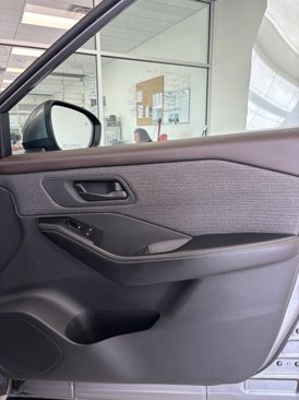 Used 2022 Nissan Rogue S image 20