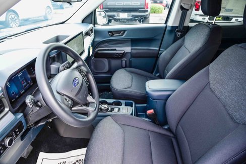 New 2025 Ford Maverick XL image 18