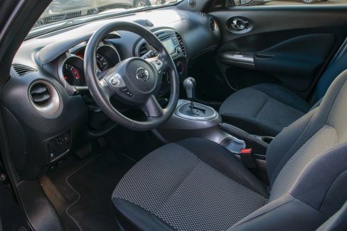 Used 2017 Nissan Juke S image 10
