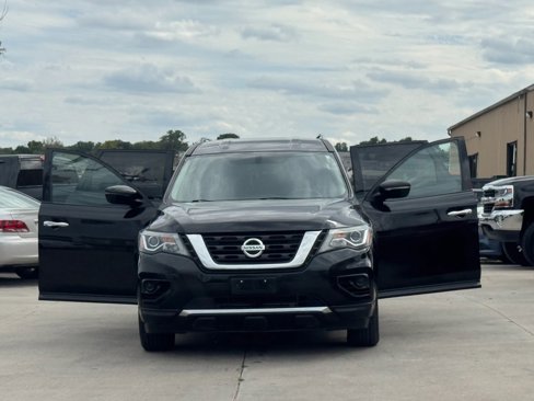 Used 2018 Nissan Pathfinder S image 14